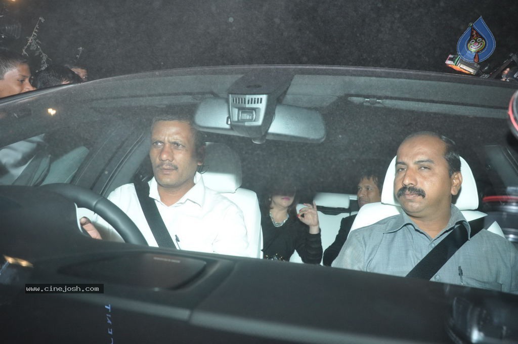 Top Bolly n Cricket Stars at Sachin Tendulkar Party - 11 / 152 photos