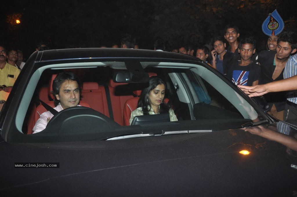 Top Bolly n Cricket Stars at Sachin Tendulkar Party - 22 / 152 photos