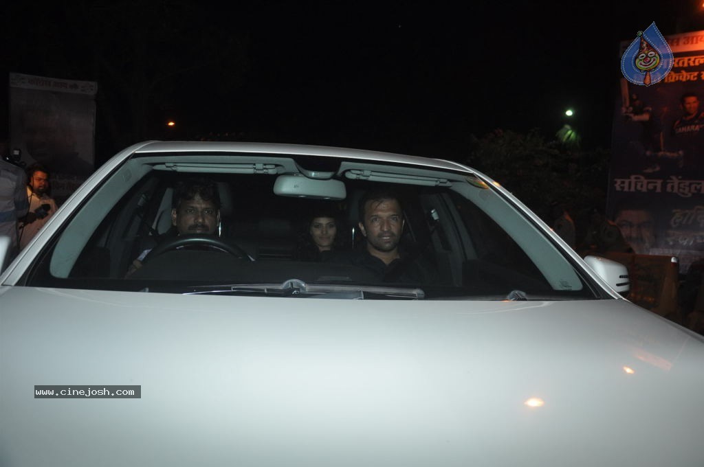 Top Bolly n Cricket Stars at Sachin Tendulkar Party - 65 / 152 photos