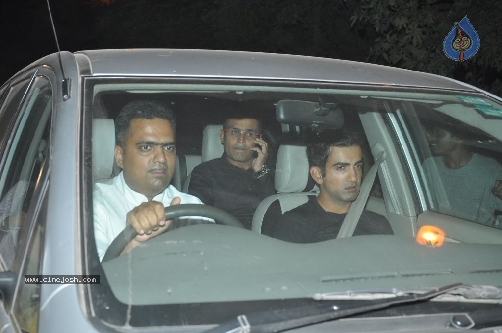 Top Bolly n Cricket Stars at Sachin Tendulkar Party - 111 / 152 photos