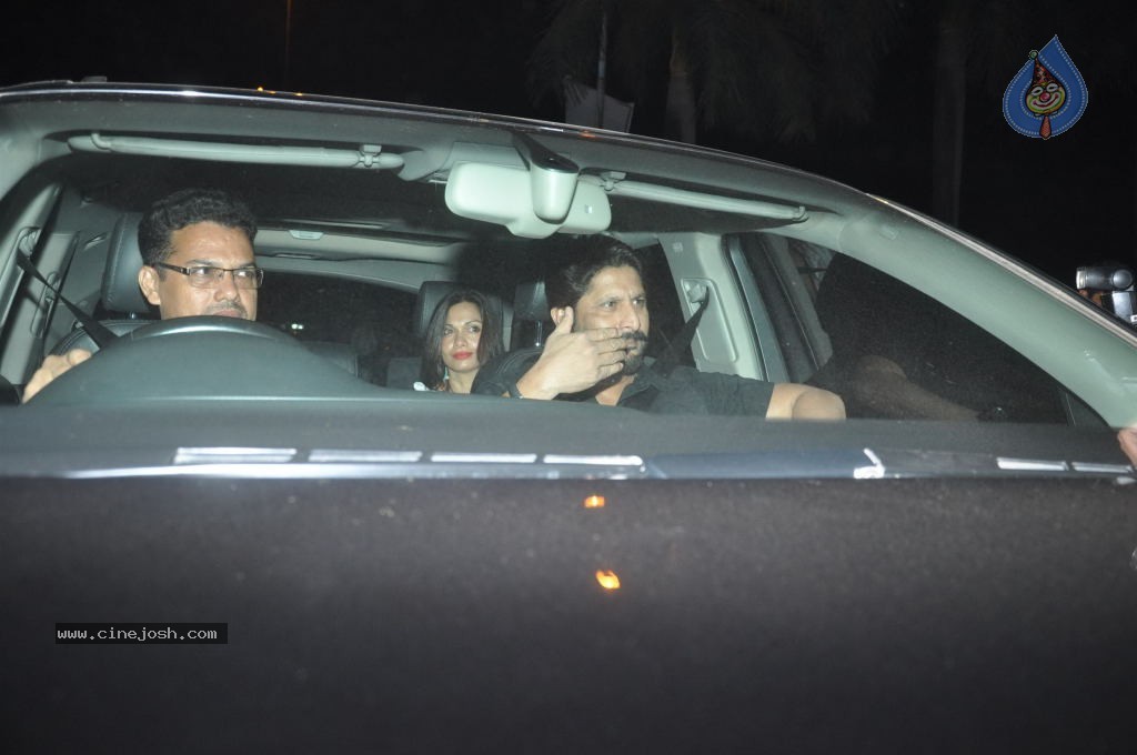 Top Bolly n Cricket Stars at Sachin Tendulkar Party - 128 / 152 photos