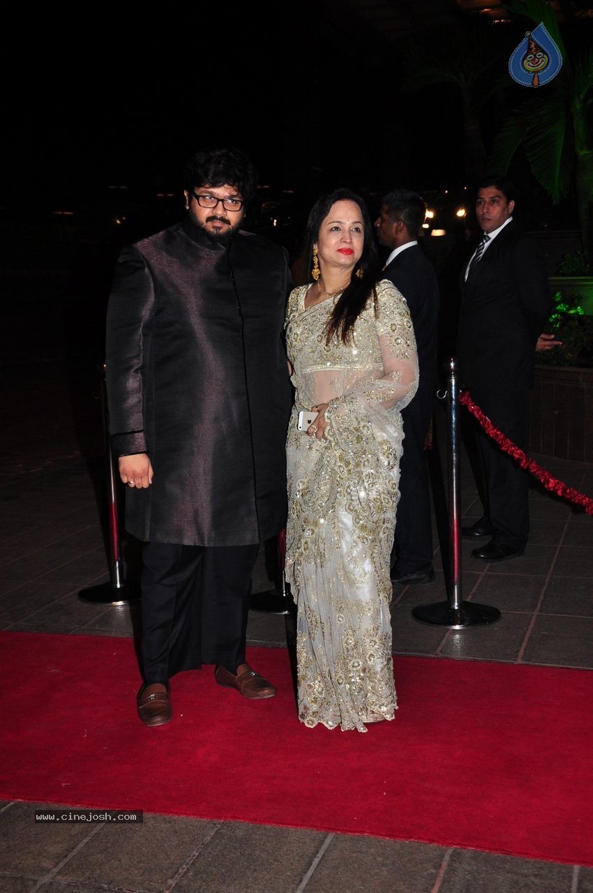 Top Celebs at Arpita Khan Wedding Reception 01 - 4 / 207 photos