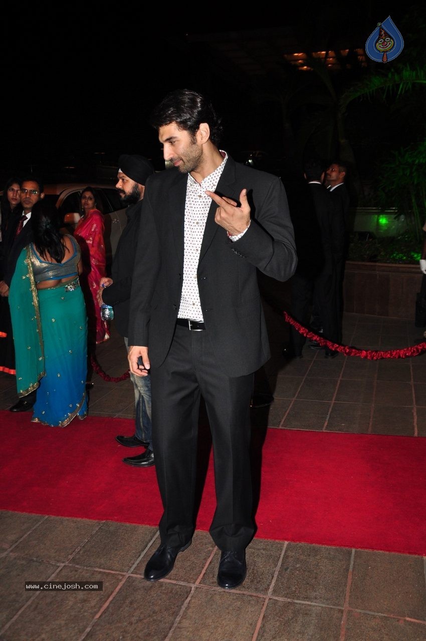 Top Celebs at Arpita Khan Wedding Reception 01 - 20 / 207 photos