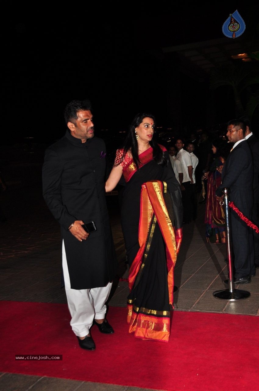 Top Celebs at Arpita Khan Wedding Reception 01 - 40 / 207 photos
