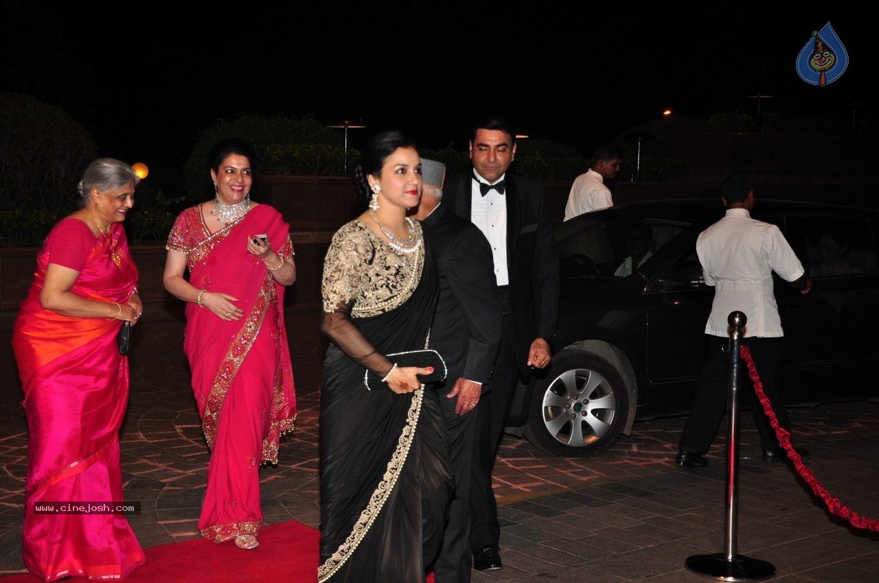 Top Celebs at Arpita Khan Wedding Reception 01 - 72 / 207 photos