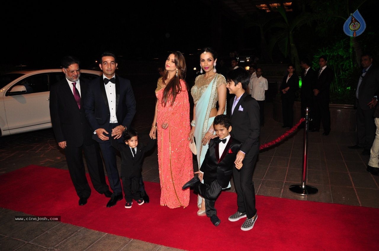 Top Celebs at Arpita Khan Wedding Reception 01 - 140 / 207 photos