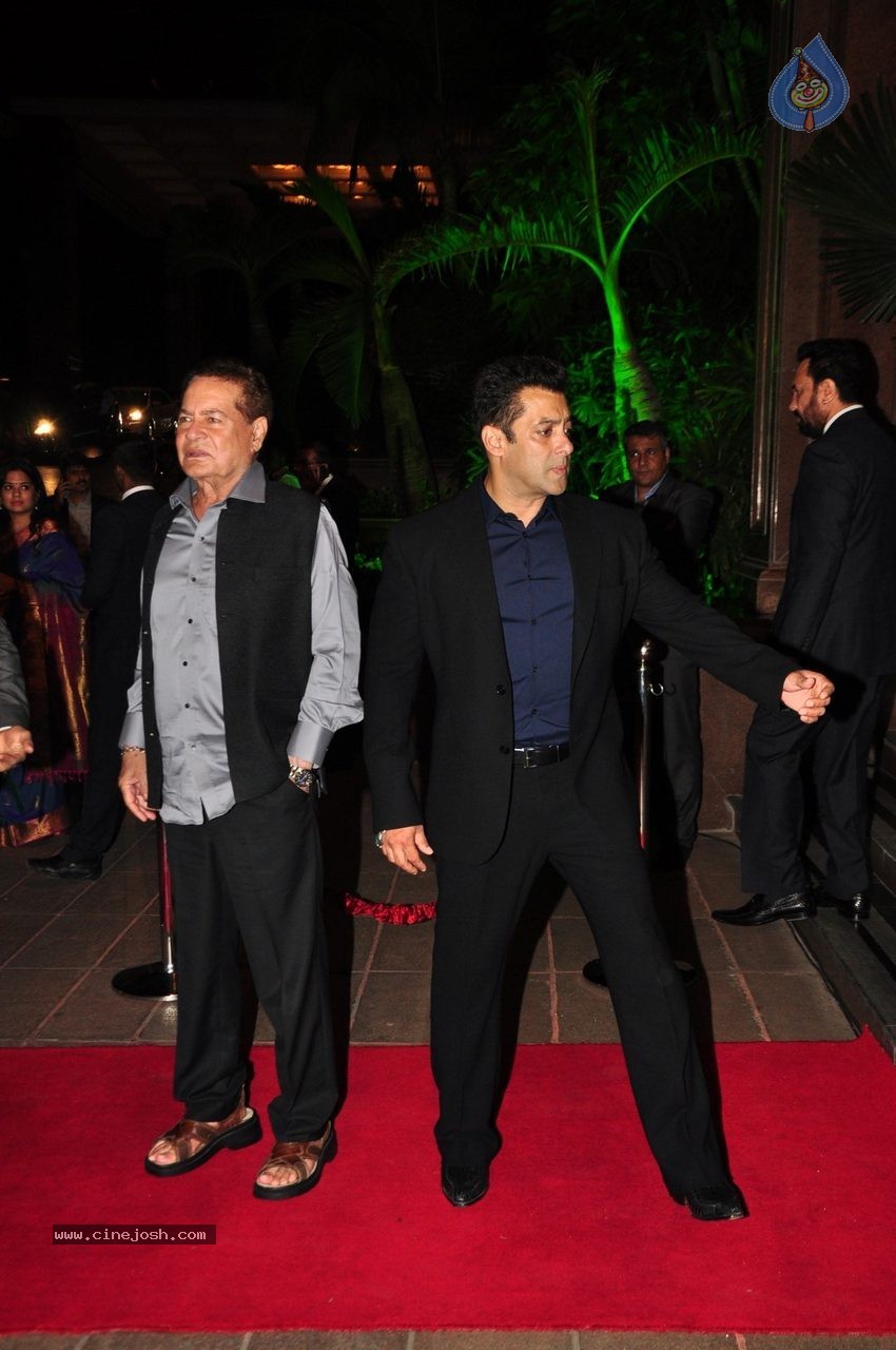 Top Celebs at Arpita Khan Wedding Reception 01 - 143 / 207 photos