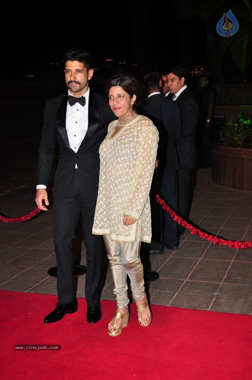 Top Celebs at Arpita Khan Wedding Reception 01 - 151 / 207 photos
