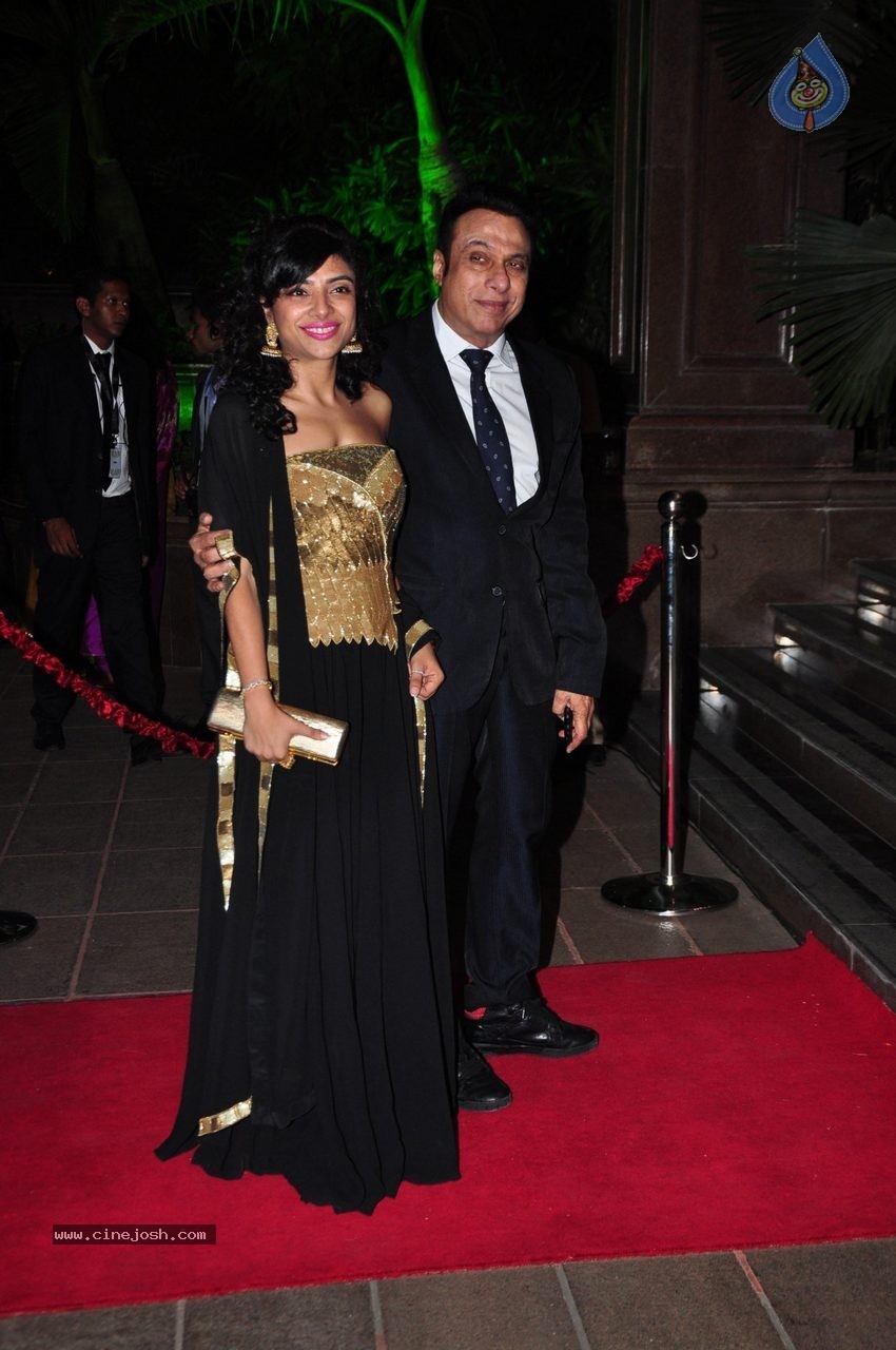 Top Celebs at Arpita Khan Wedding Reception 01 - 202 / 207 photos