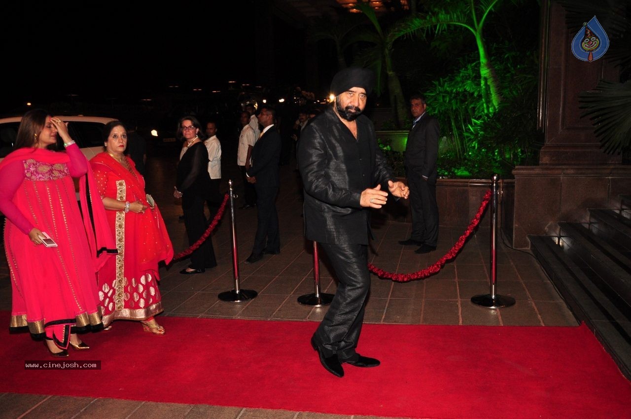 Top Celebs at Arpita Khan Wedding Reception 02 - 13 / 265 photos