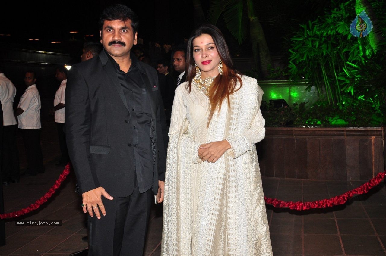 Top Celebs at Arpita Khan Wedding Reception 02 - 23 / 265 photos