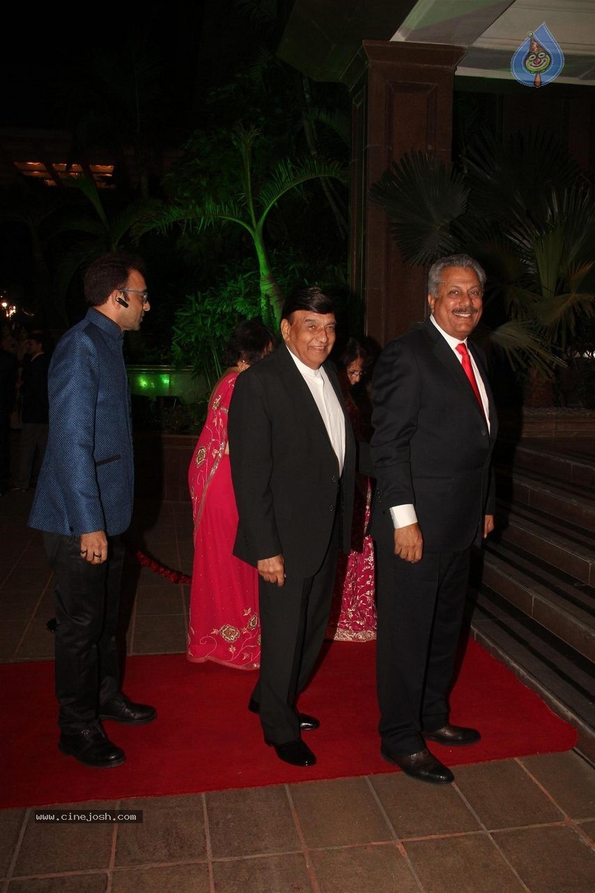 Top Celebs at Arpita Khan Wedding Reception 02 - 25 / 265 photos