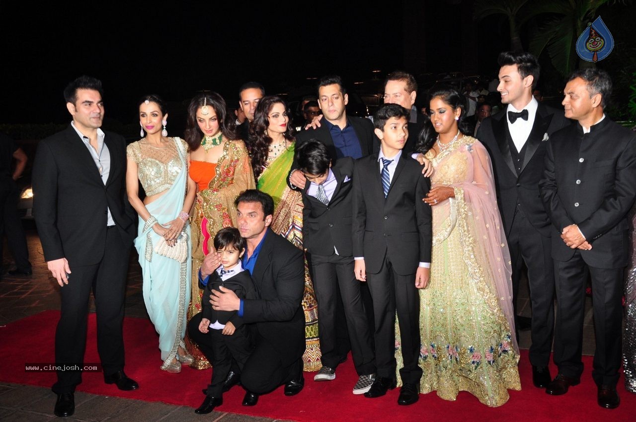 Top Celebs at Arpita Khan Wedding Reception 02 - 56 / 265 photos