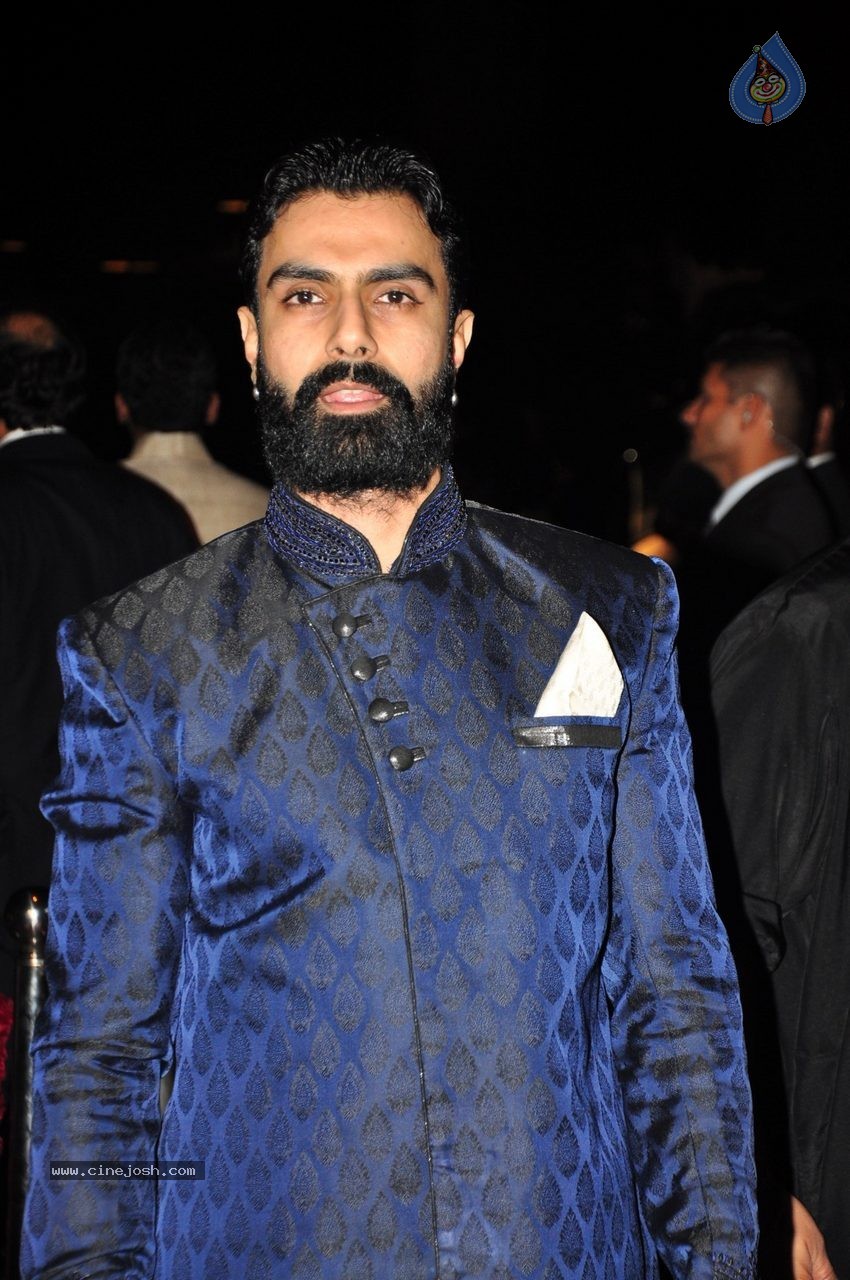 Top Celebs at Arpita Khan Wedding Reception 02 - 74 / 265 photos