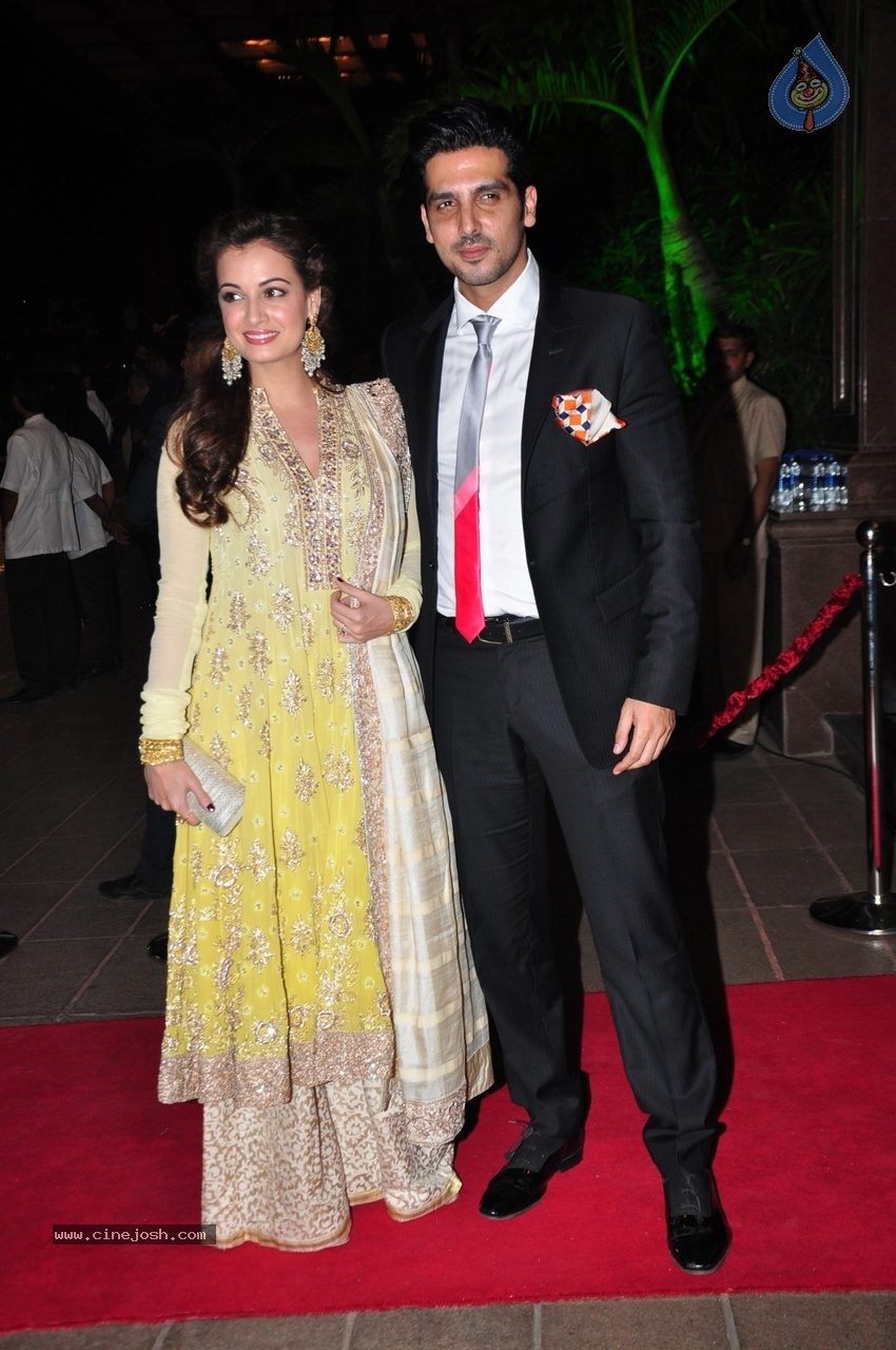 Top Celebs at Arpita Khan Wedding Reception 02 - 92 / 265 photos