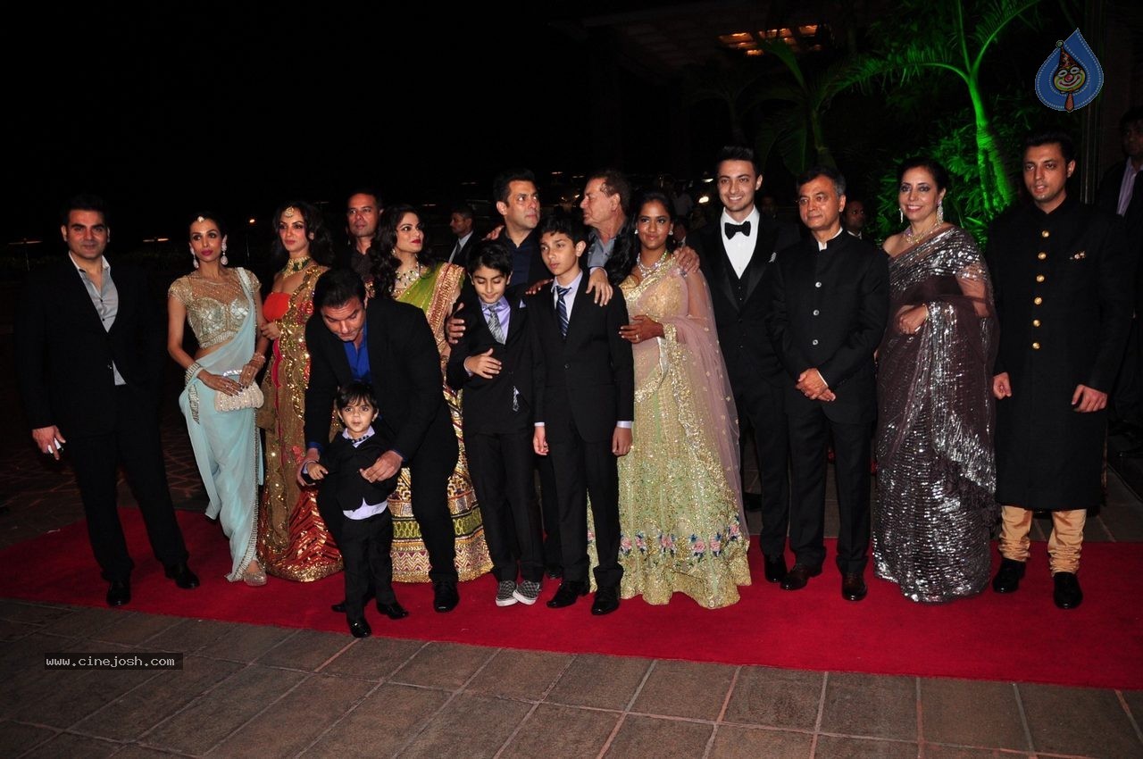 Top Celebs at Arpita Khan Wedding Reception 02 - 100 / 265 photos