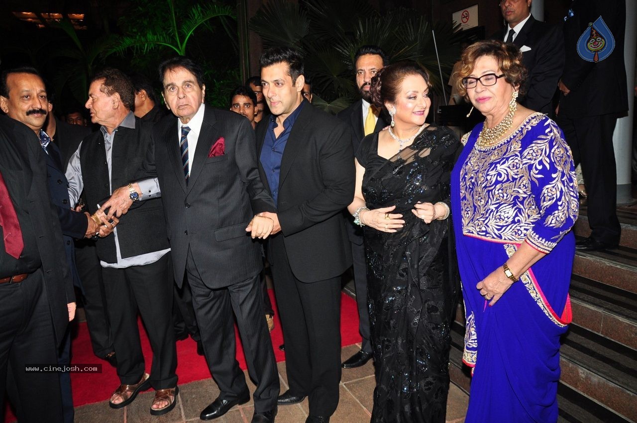 Top Celebs at Arpita Khan Wedding Reception 02 - 132 / 265 photos