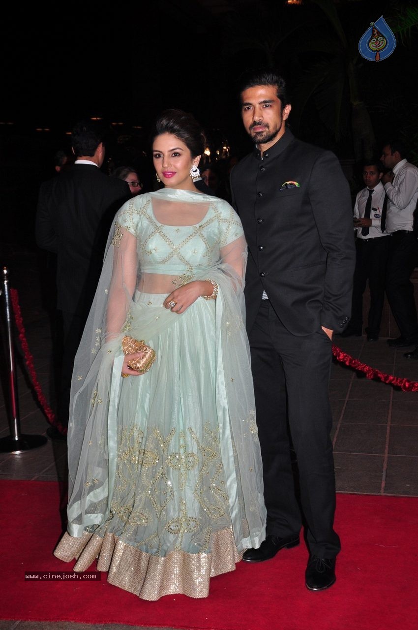 Top Celebs at Arpita Khan Wedding Reception 02 - 183 / 265 photos