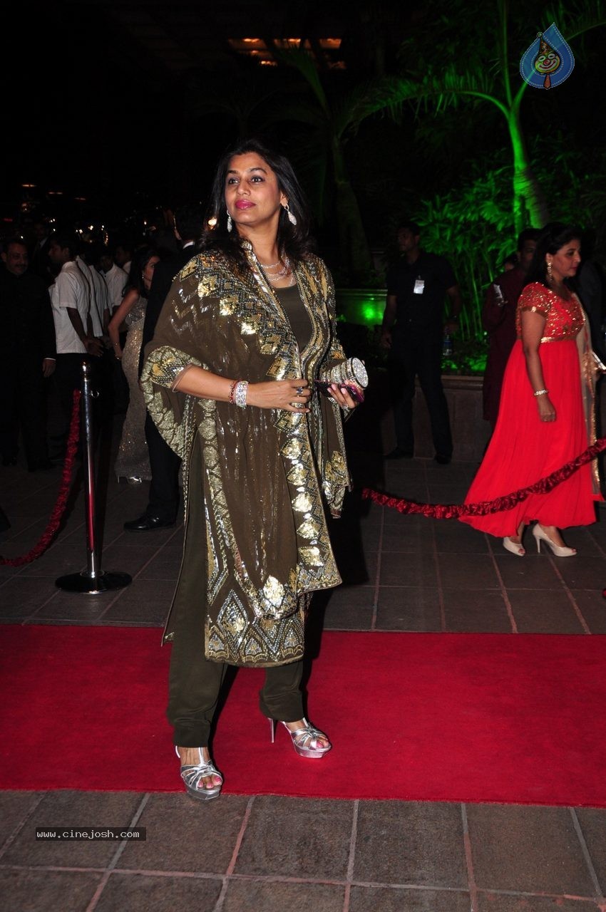 Top Celebs at Arpita Khan Wedding Reception 02 - 219 / 265 photos
