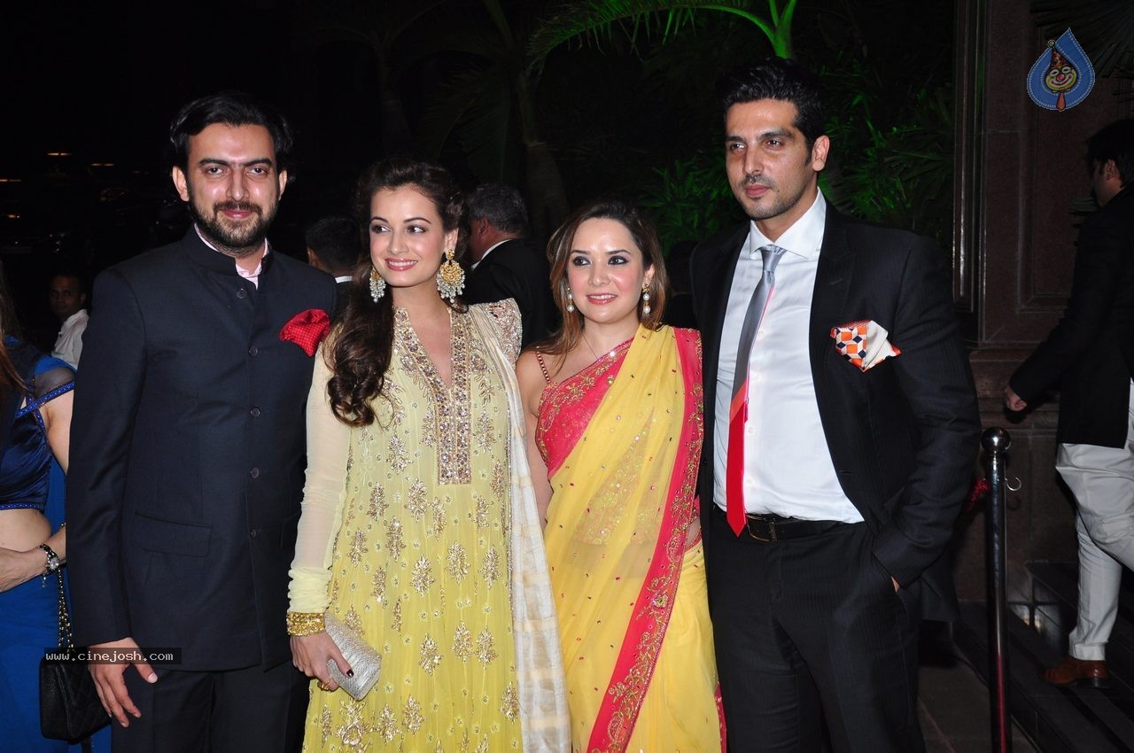 Top Celebs at Arpita Khan Wedding Reception 03 - 93 / 268 photos