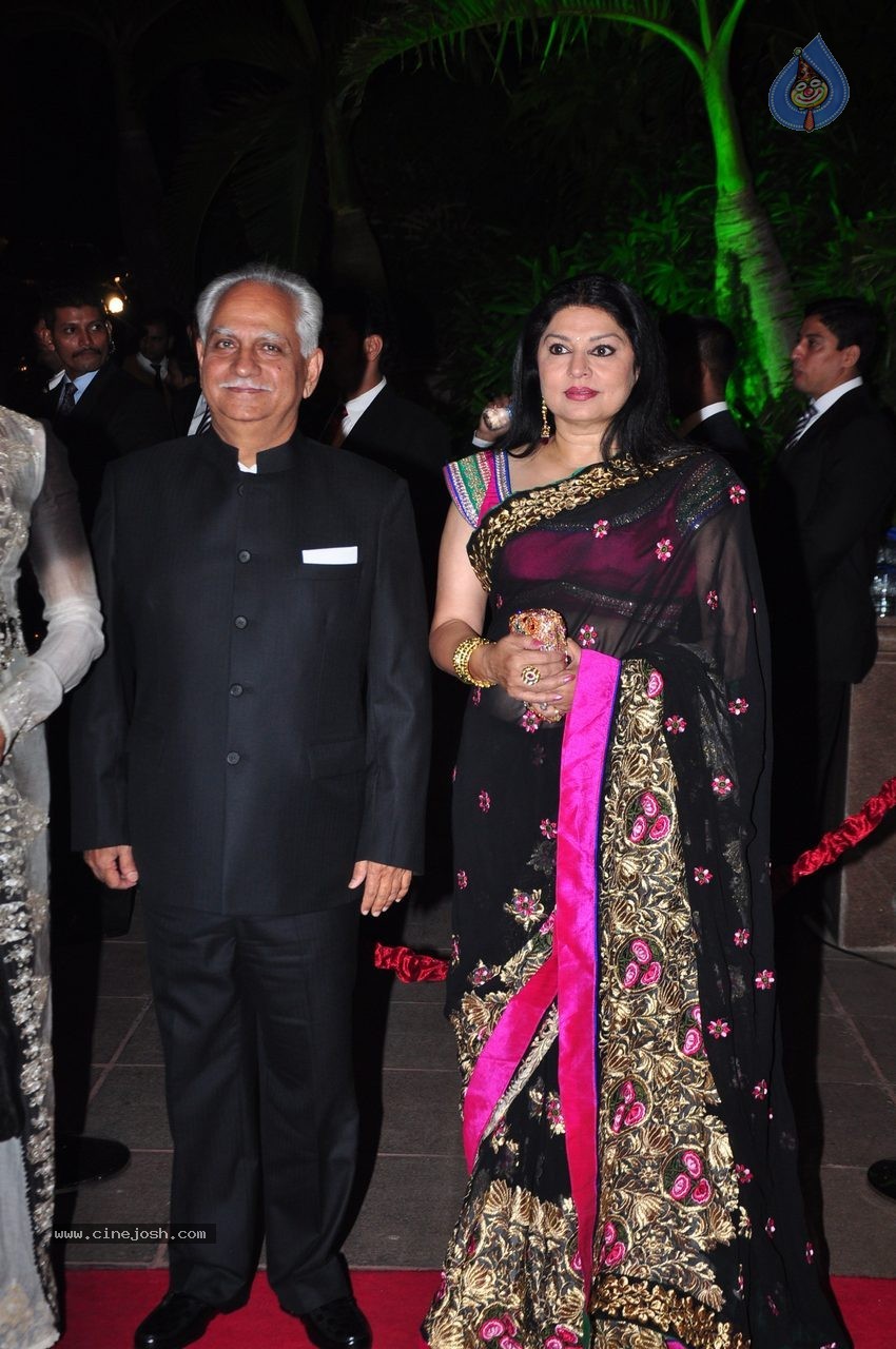 Top Celebs at Arpita Khan Wedding Reception 03 - 110 / 268 photos