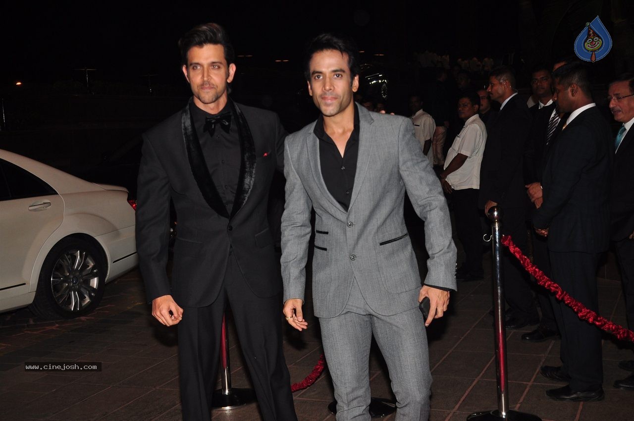 Top Celebs at Arpita Khan Wedding Reception 03 - 213 / 268 photos