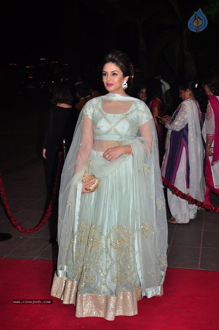 Top Celebs at Arpita Khan Wedding Reception 03 - 248 / 268 photos