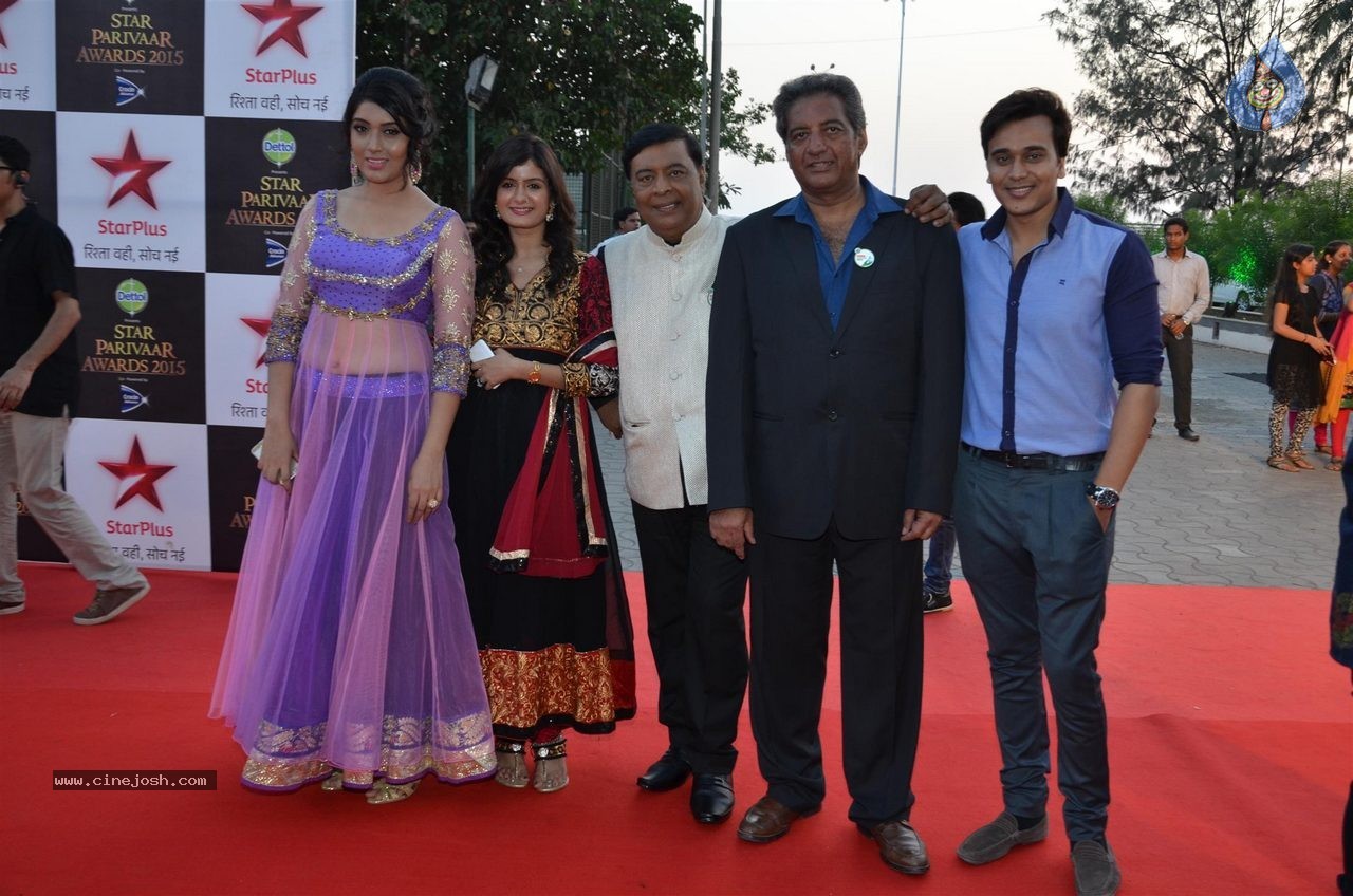 Top TV Celebs at the Star Parivaar Awards 2015 - 30 / 64 photos