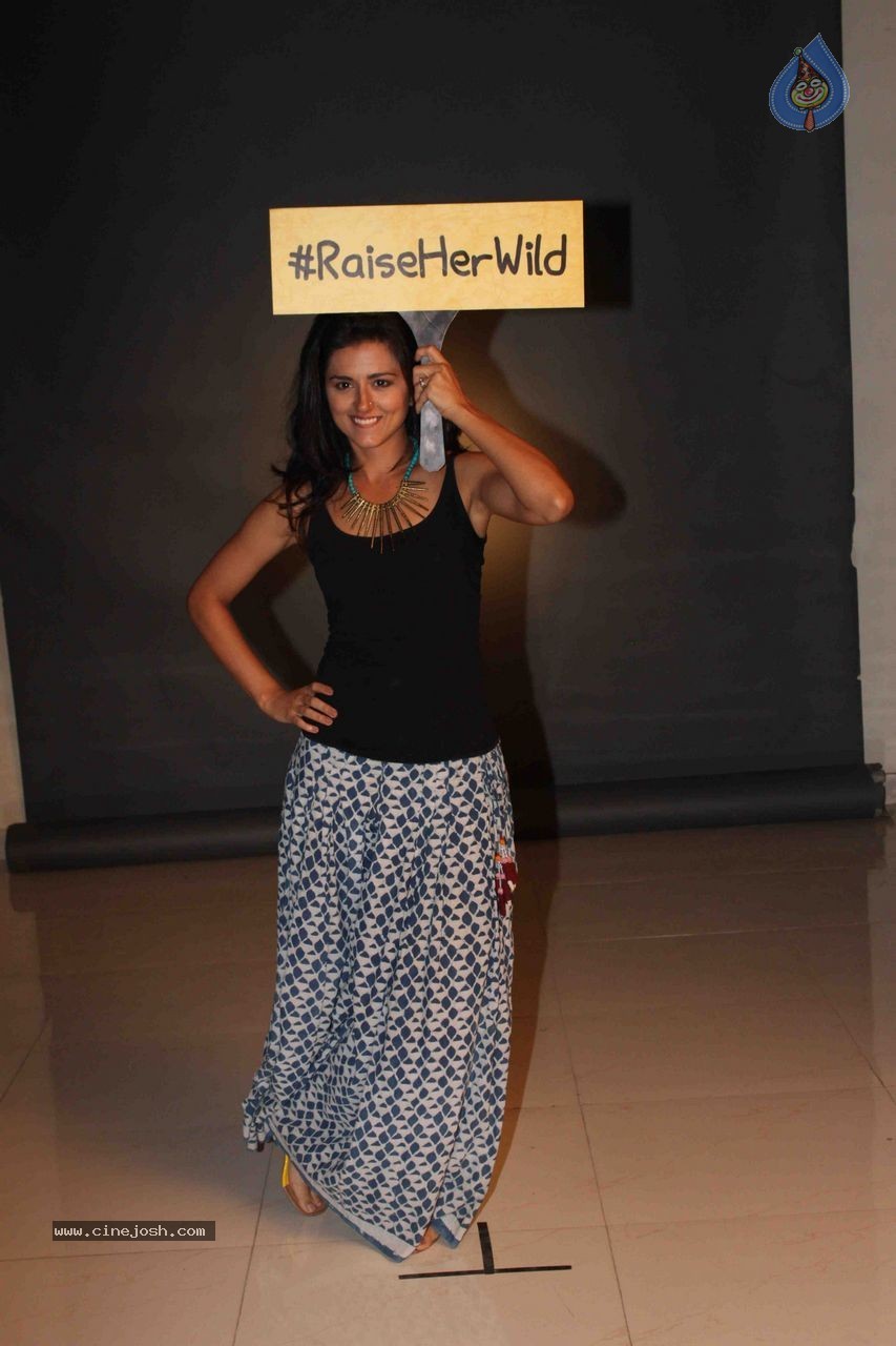 TV Celebs at O Meri Jaan Music Video Shoot - 18 / 39 photos