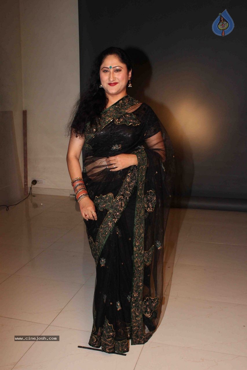 TV Celebs at O Meri Jaan Music Video Shoot - 19 / 39 photos