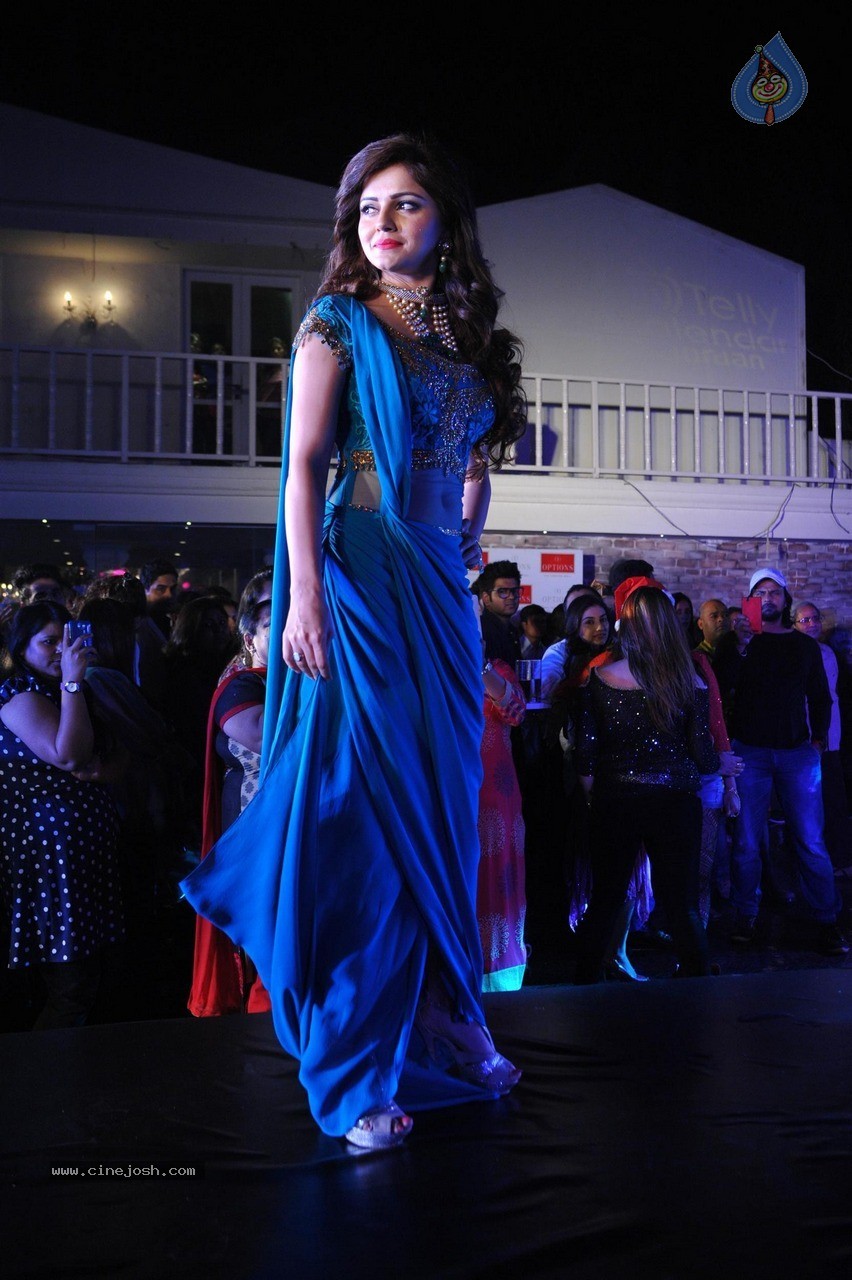 TV Celebs Walk The Ramp at Telly Calendar 2015 Launch - 64 / 98 photos