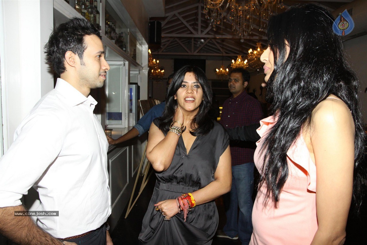 TV Celebs Walk The Ramp at Telly Calendar 2015 Launch - 66 / 98 photos