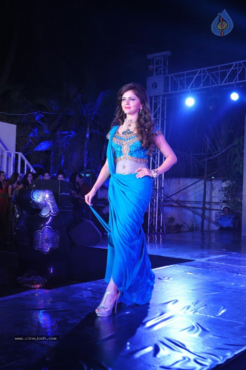 TV Celebs Walk The Ramp at Telly Calendar 2015 Launch - 85 / 98 photos