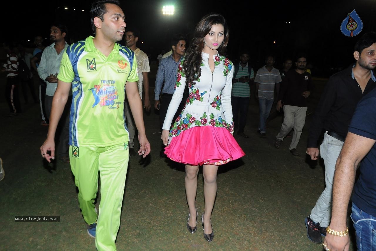 Twister Mitsui Shoji T 20 League Season 5 - 22 / 40 photos