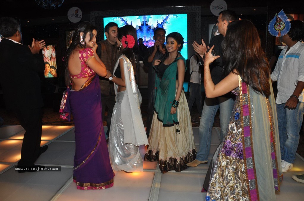 Uttaran Serial 1000 Episodes Completion Party Photo 25 Of 71 Uttaran is a story of two friends hailing from drastically different backgrounds. uttaran serial 1000 episodes completion