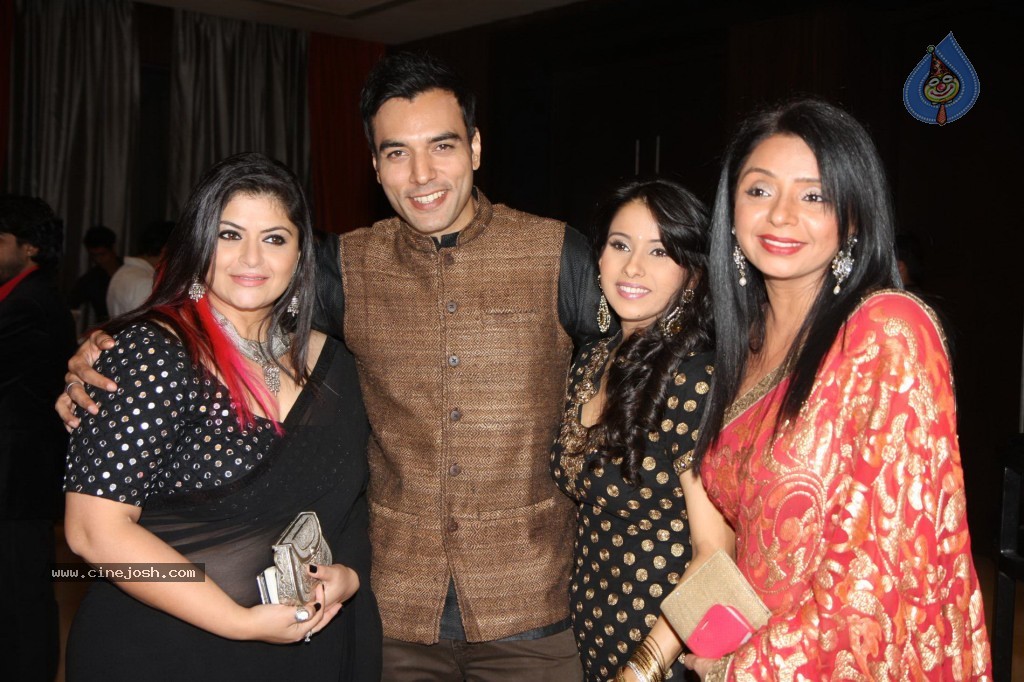 Uttaran Serial 1000 Episodes Completion Party Photo 34 Of 71 Uttaran serial episode 1110 keyword after analyzing the system lists the list of keywords related and the list of websites with related content. uttaran serial 1000 episodes completion