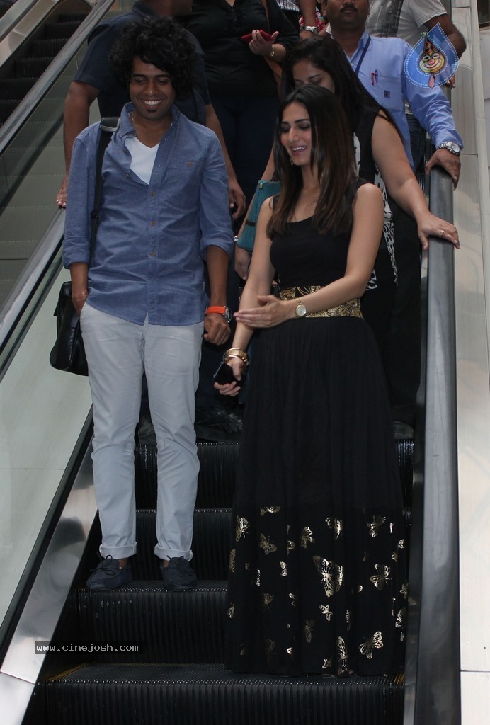 Vaani Kapoor at Max Fashion Collection Launch - 14 / 35 photos