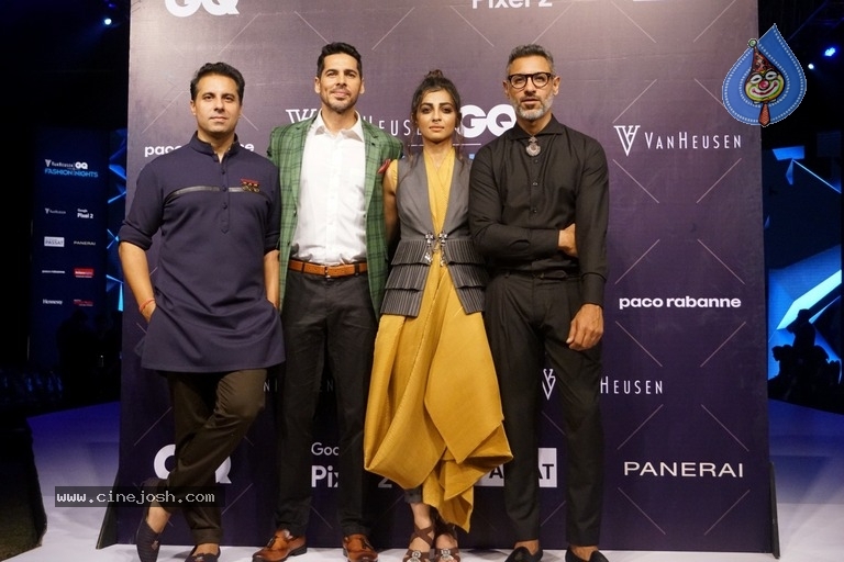 Van Heusen GQ Fashion Nights 2017 - 34 / 52 photos