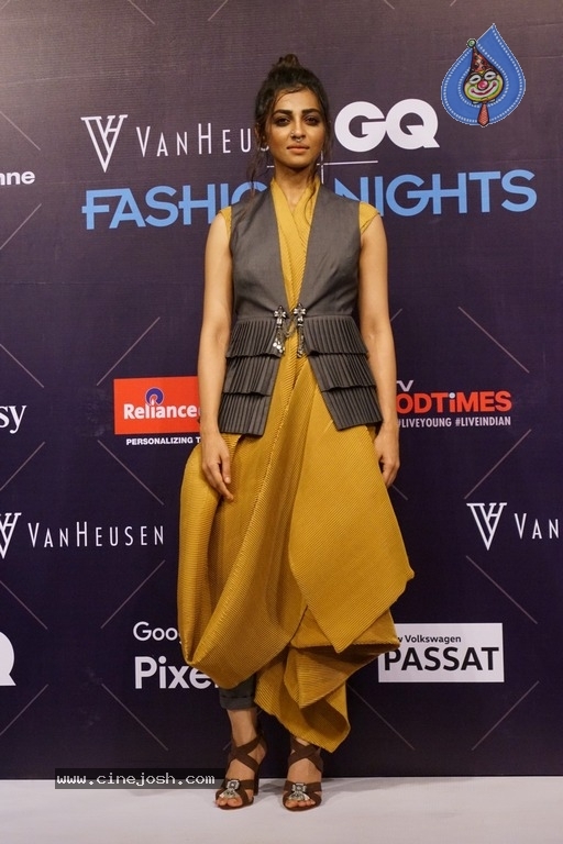 Van Heusen GQ Fashion Nights 2017 - 49 / 52 photos