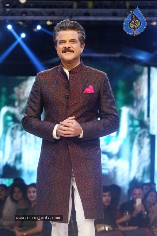 Van Heusen GQ Fashion Nights 2017 - 50 / 52 photos