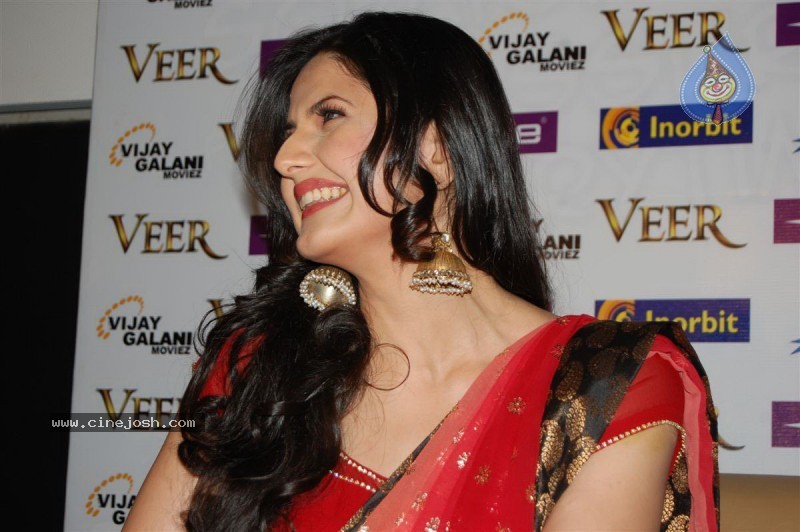 Veer Flim Heroine Zarine Khan Photo Stills - 8 / 27 photos