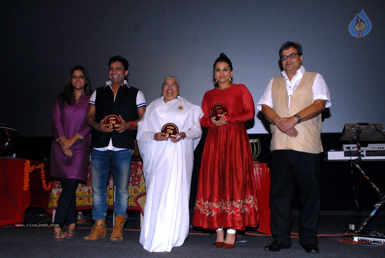Vidya Balan at Cultural Hub Event - 38 / 39 photos