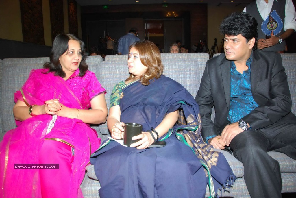 Vidya Balan at Tera Bayaan Ghalib Album Launch - 37 / 48 photos