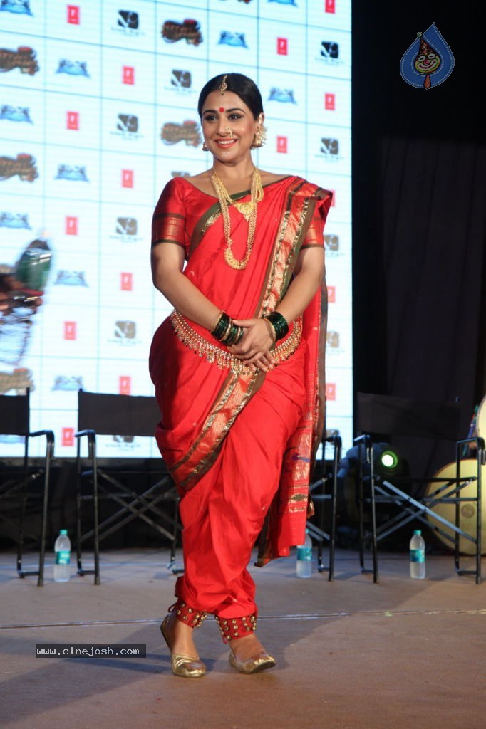 Vidya Balan Launches Ferrari Ki Sawaari Movie Song - 38 / 44 photos
