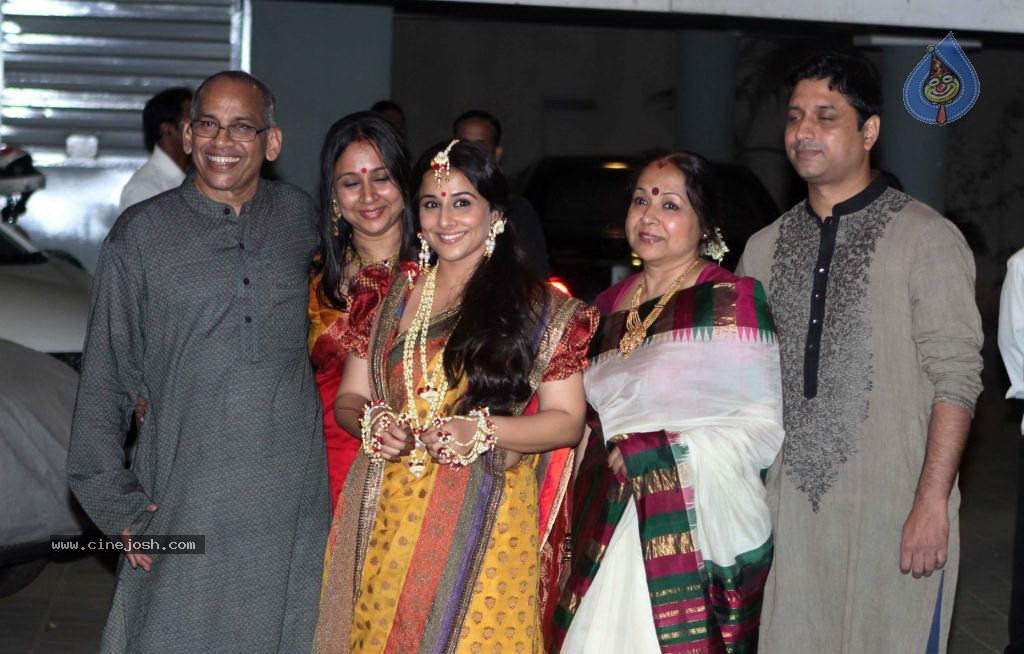 Vidya Balan Mehendi Ceremony - 5 / 20 photos