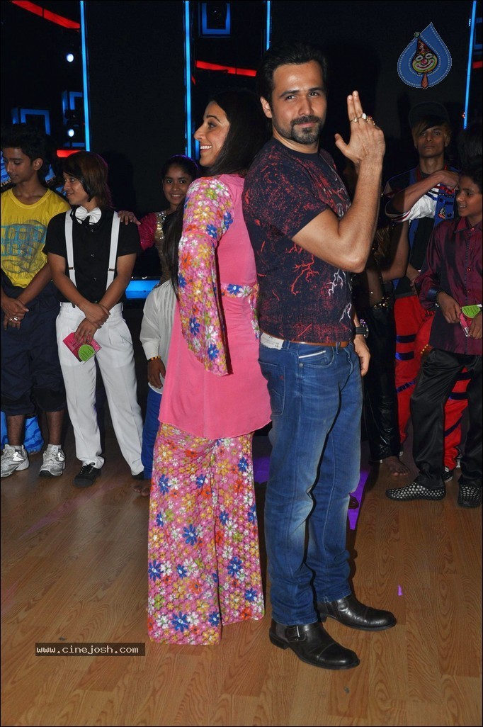 Vidya Balan n Emraan Hashmi Promotes Ghanchakkar - 43 / 48 photos