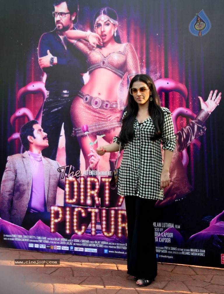 Vidya Balan Promotes The Dirty Picture Movie - 6 / 22 photos