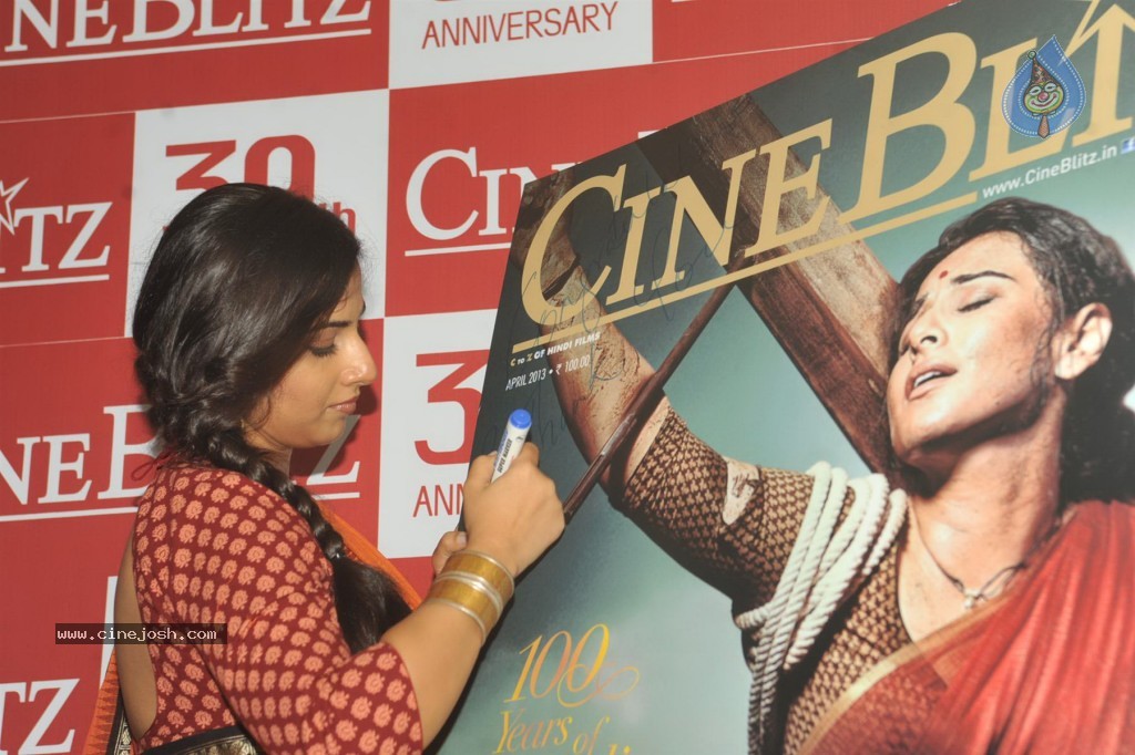 Vidya Balan Unveils Cine Blitz 39th Anniversary Issue - 4 / 57 photos