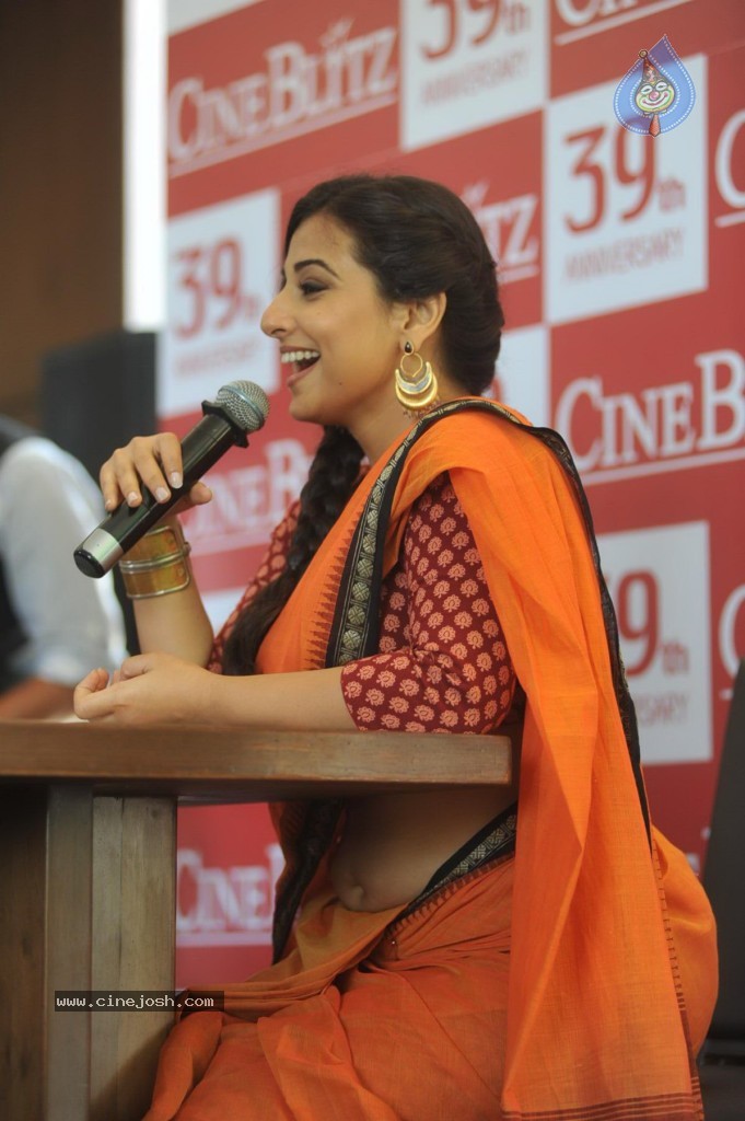 Vidya Balan Unveils Cine Blitz 39th Anniversary Issue - 48 / 57 photos