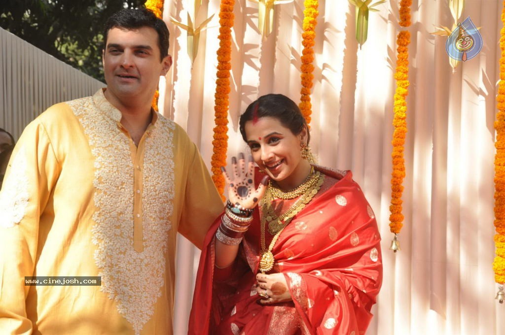 Vidya Balan Wedding Ceremony - 11 / 83 photos